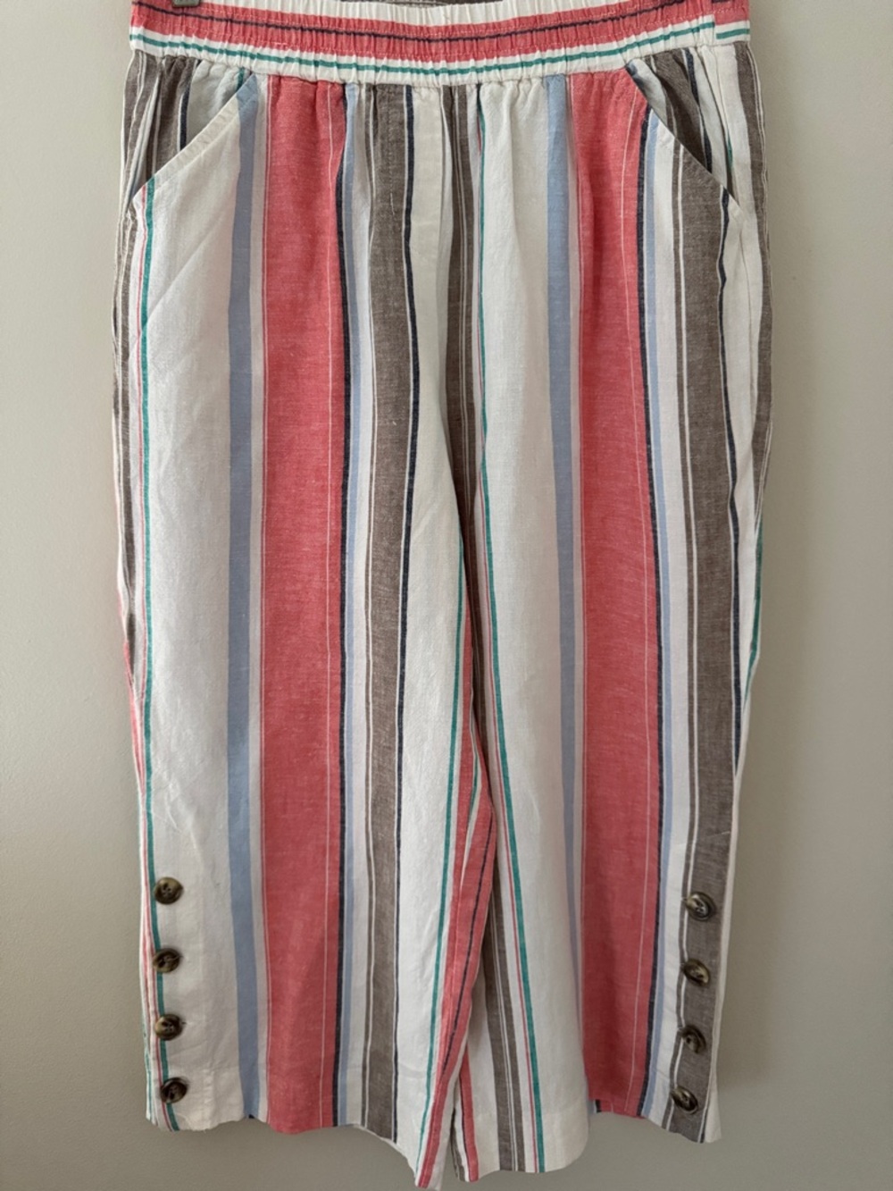 Land ‘n Sea Wide Leg Linen Blend Capris